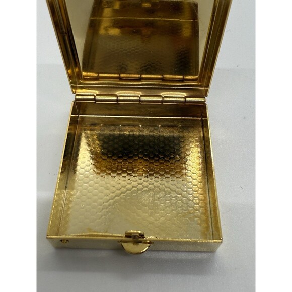 Old Vintage Israeli Menorah Pill Box Or Trinket Metal Gold-Tone Travel - Picture 9 of 11